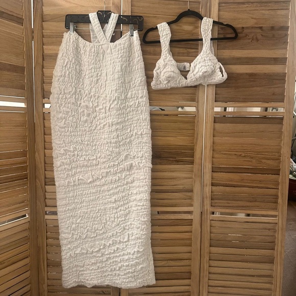 Hanifa Shani Bra and Maxi Skirt Set in white size 3XL - Picture 6 of 11